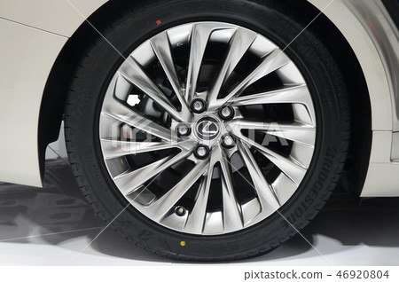 car sports rims with the tyre. car sports rims with the tyre. 46920804