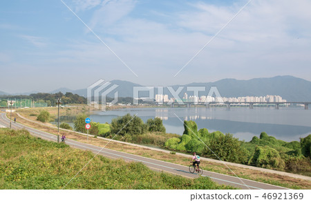 Han River Bicycle Road 46921369