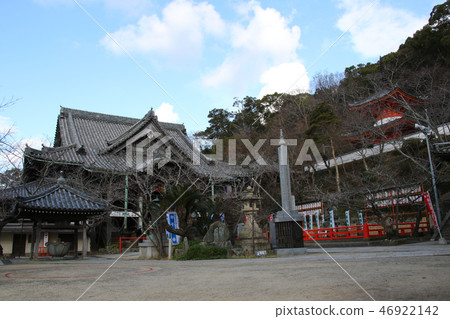 Kimi-ji寺的主要寺廟和tallow塔 Kimi-ji寺的主要寺廟和tallow塔 46922142