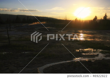 Yellowstone national park landscape at sunset Yellowstone national park landscape at sunset 46922822