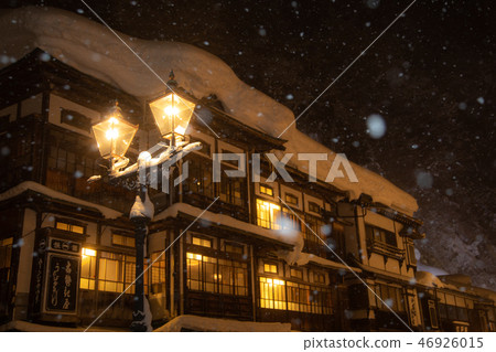 «Yamagata Prefecture Ginzan Hot Spring» A night view of the snow dancing Ginzan hot spring 46926015