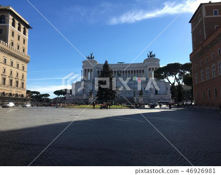 Venice Square Venice Square 46926981