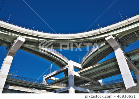 [Expressway (Hanshin Expressway No. 2.5 Wangan Line North Port Junction)] 46930651