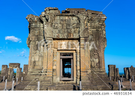 tower at Phnom Bakheng temple tower at Phnom Bakheng temple 46931634