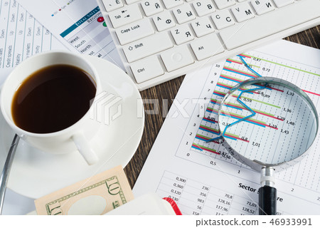 Business break 46933991