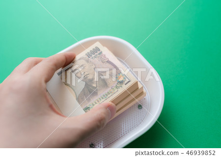 現金 錢 金色 46939852