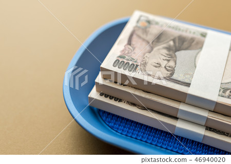 cash, hard cash, money 46940020