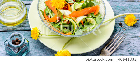 Fresh dandelion salad Fresh dandelion salad 46941332