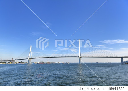 Tsurumi Tsubasa Bridge of Yokohama Port 46941821