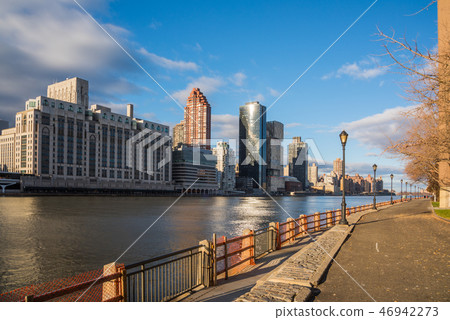 new york, nyc, autumn 46942273