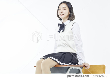 Middle school students, High school students, Students, Education 46942809