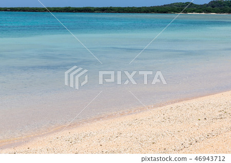 Yonagunijima / Higahama beach 46943712