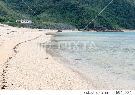 Yonagunijima / Higahama beach 46943724