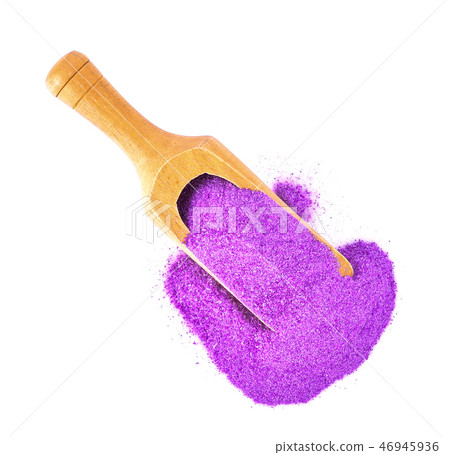 Taro powder in scoop on white background Taro powder in scoop on white background 46945936