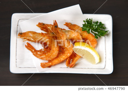 Deep fried shrimp 46947790