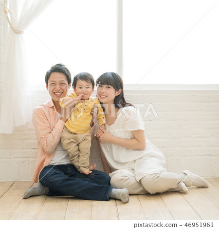年輕家庭生活方式圖像 46951961