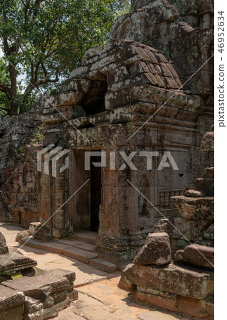 Entrance to stone temple with holed roof Entrance to stone temple with holed roof 46952634