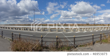 Taken in January 2019-Panoramic views of the 2025 World Expo site and IR candidate site of Yumesu seen across the road (2 photos) Taken in January 2019-Panoramic views of the 2025 World Expo site and IR candidate site of Yumesu seen across the road (2 photos) 46953873