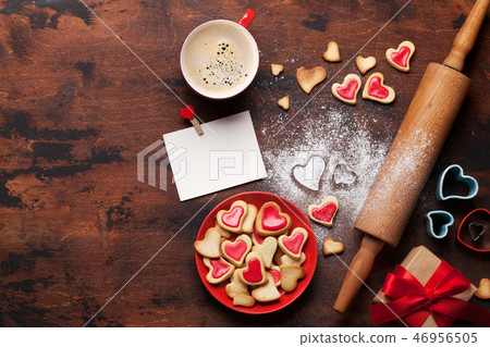 Valentine's day greeting card 46956505