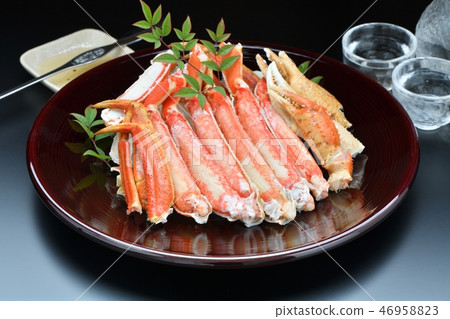 雪蟹,雪蟹,雪蟹,雪蟹和煮半鍋菜。 雪蟹,雪蟹,雪蟹,雪蟹和煮半鍋菜。 46958823