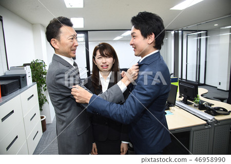 Fight within the office Fight within the office 46958990