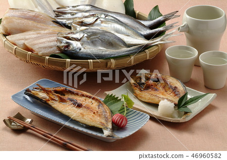Fish, dried fish, grilled fish, braised horse mackerel, fish dish, sake bowl, rice bowl, pickles, overnight dried, seafood, food, food, food 46960582