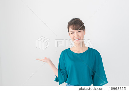 主婦 家庭主婦 女生 46968835