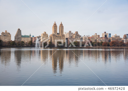 manhattan, central park, pond 46972428