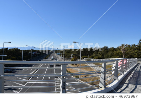 Mt. Fuji seen from Chigasaki-shi Hamasuka footbridge 46972967