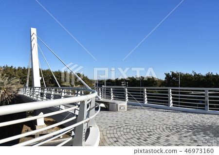 Chigasaki-shi Hamasuka footbridge 46973160
