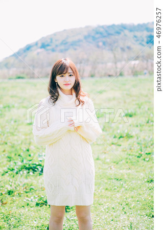 Young lady spring 46976257