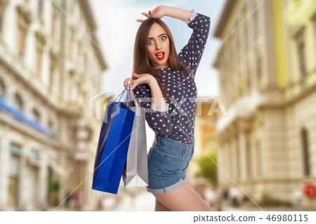 Model wearing shorts with bags 46980115