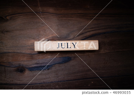 7月寫的一個小木製品 7月寫的一個小木製品 46993035