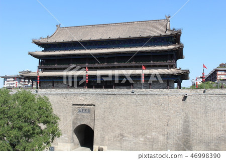 Silk Road entrance Ximen Xi'an China 46998390