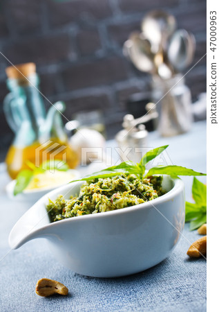 sauce sauce 47000963