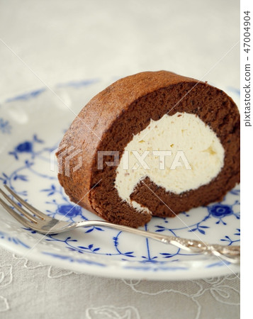 Cocoa roll cake 1 piece (up) 47004904