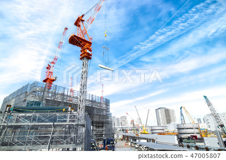Construction site of condominium / building 47005807
