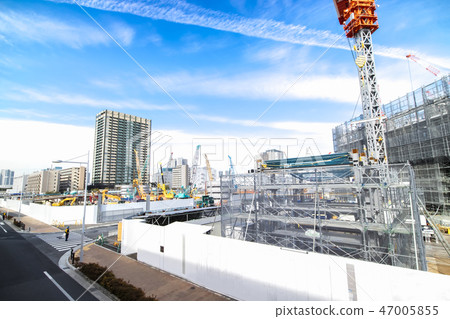 Construction site of condominium / building 47005855