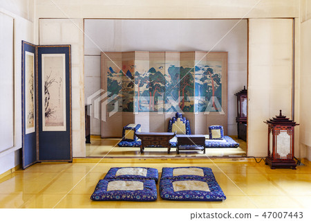 Namsangol Hanok Village 47007443