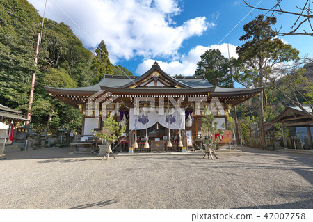[Onchi Shrine Haiden]（高分辨率版本）大阪府八尾市的Onchi Nakamachi 47007758