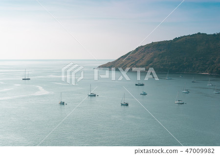 Boats in the sea at Phuket, Thailand. 47009982