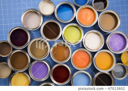 Metal tin cans with color paint 47013602