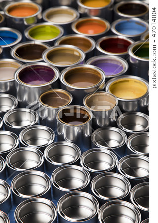 Metal tin cans with color paint Metal tin cans with color paint 47014004
