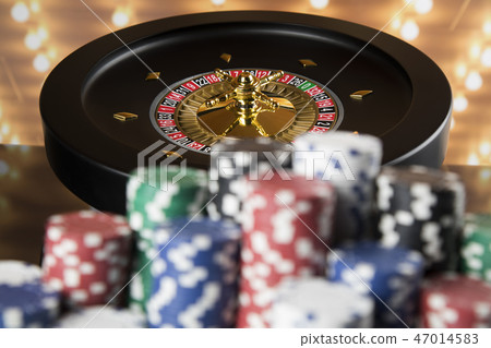 Poker Chips, Casino roulette wheel 47014583