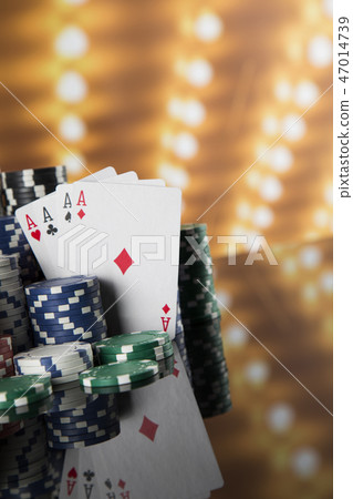 Poker Chips, Roulette wheel in motion, casino Poker Chips, Roulette wheel in motion, casino 47014739