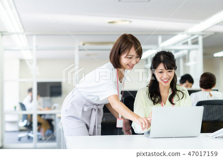 Business woman Business woman 47017159