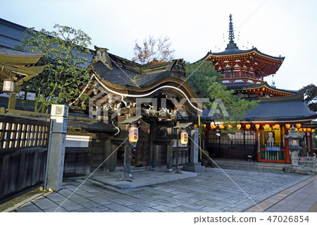 Koyasan-cho in the autumn at sunset 47026854