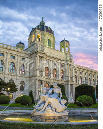 Maria Theresa Square in Vienna. Museum of Natural  47030616