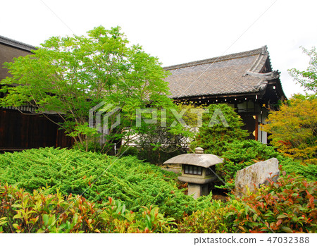 在Kenji，京都的斯諾伊燈籠 47032388