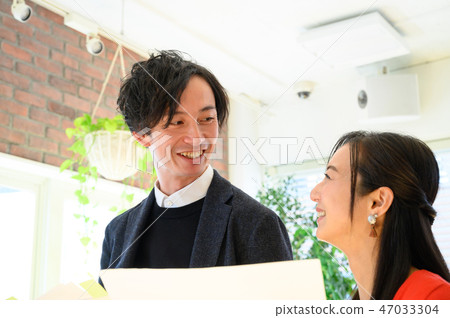 Business scene Gender 47033304